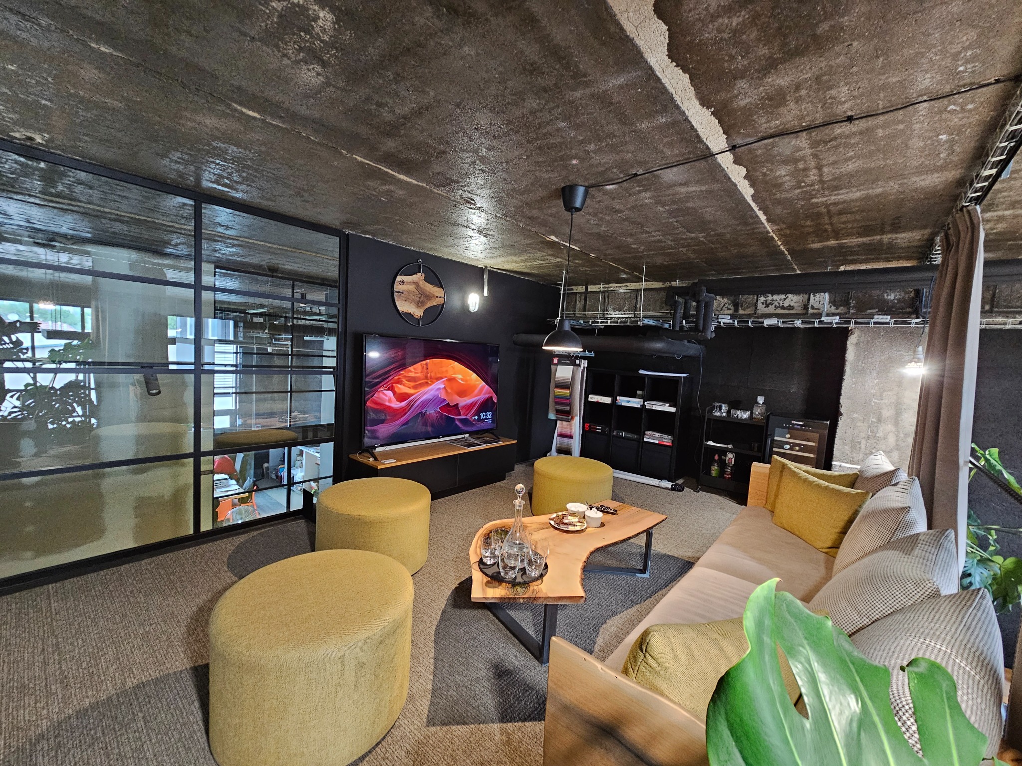 Lounge zóna studia TRIDESIGN